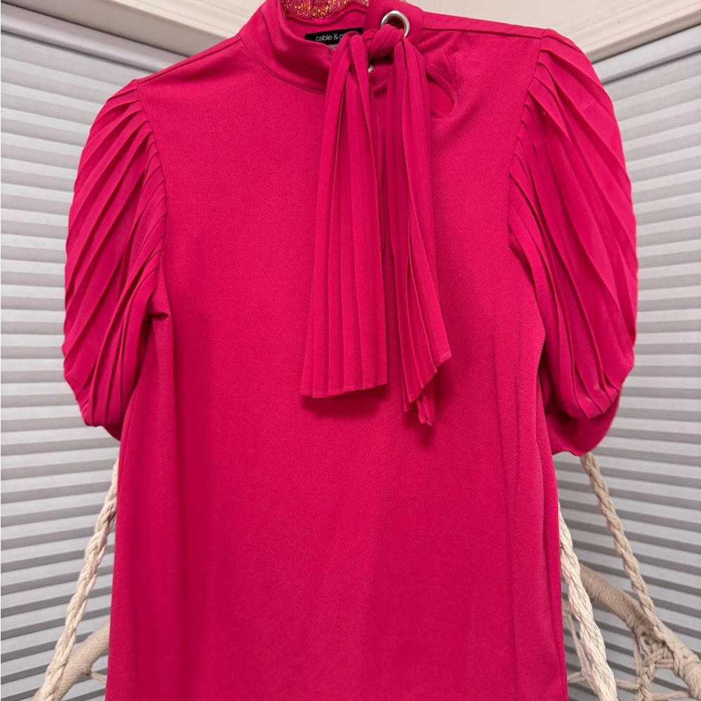 Cable and Gauge Elegant Pink Pleated Sleeve Top